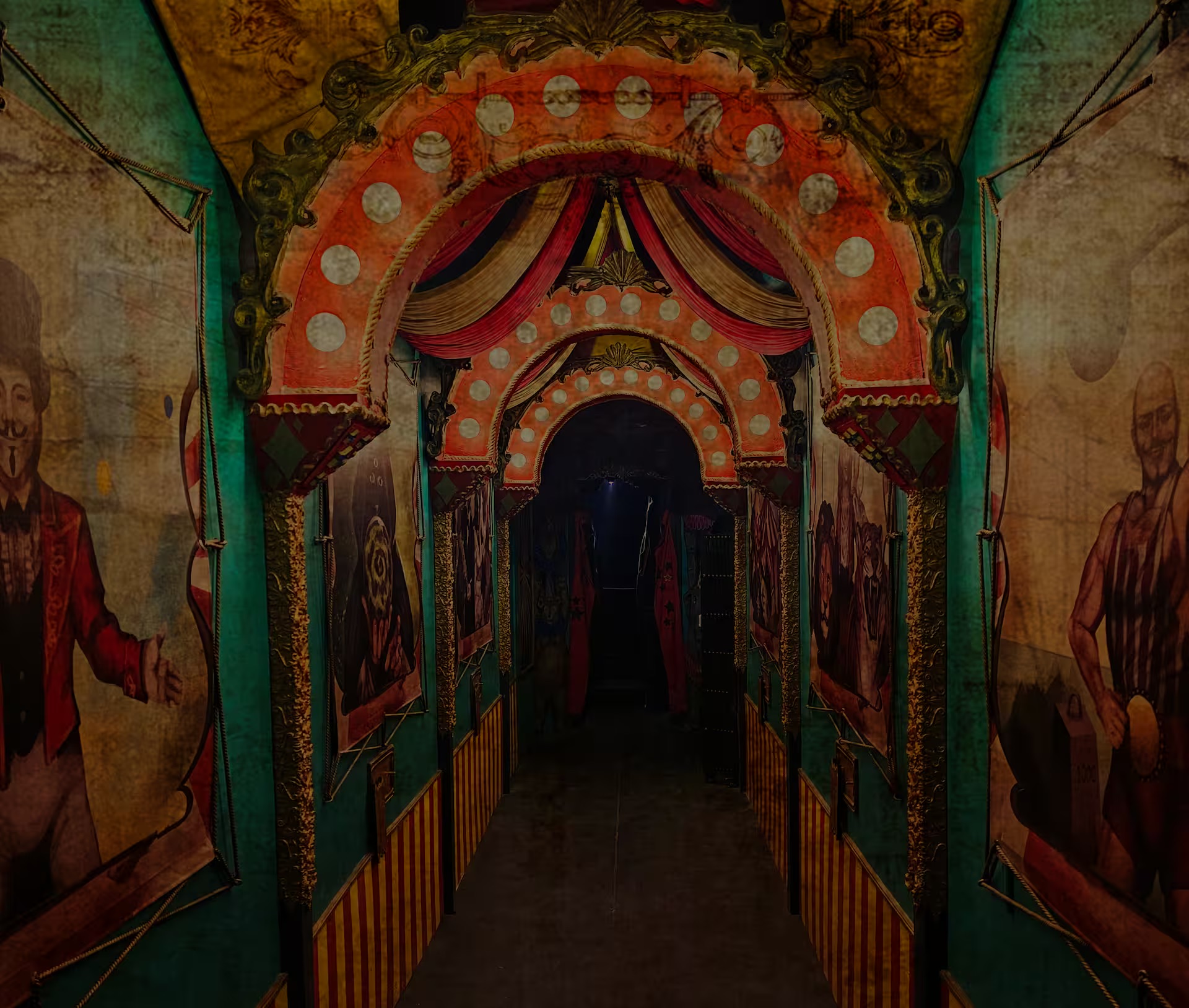 Escaparium Laval Mystic Scene
